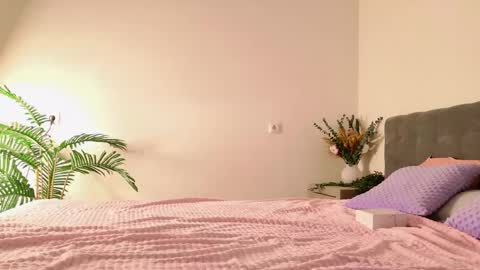 Snapshot of tinasiner chatting on April 2026 02:04:01 PM tinasiner online show from April 2026 02:04:01 PM