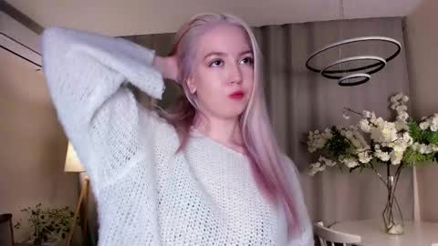 Annie online show from October 2025 09:48:02 PM