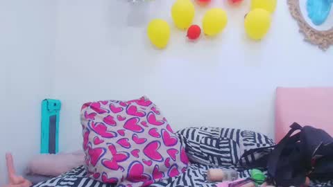 tinkerbell online show from October 2025 07:21:01 PM