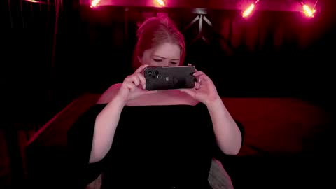 TinkerrBelll online show from June 2026 07:14:01 PM