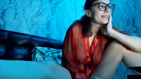 Snapshot of tinna07 chatting on June 2026 10:03:02 PM tinna07 online show from June 2026 10:03:02 PM