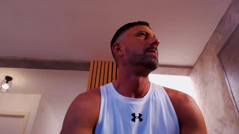 Snapshot of tinoclandestino chatting on January 2025 10:28:02 AM tinoclandestino online show from January 2025 10:28:02 AM