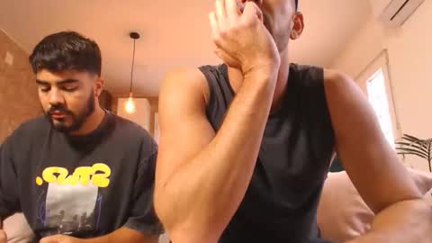 tinoclandestino online show from December 2025 09:14:01 AM