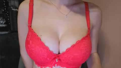 Lily online show from January 2025 11:03:01 PM