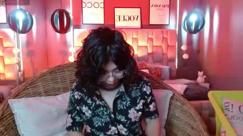 Snapshot of tiny_bit chatting on March 2026 01:18:02 PM Tiny online show from March 2026 01:18:02 PM