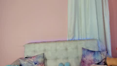 tiny_cora online show from March 2025 04:35:02 PM