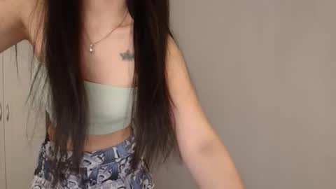 Snapshot of tiny_cute chatting on May 2026 08:35:02 PM Lia online show from May 2026 08:35:02 PM