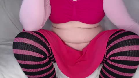 tiny_d online show from July 2026 06:50:01 AM