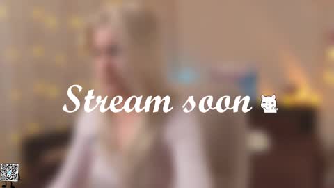 Lyssa     online show from March 2025 06:01:02 PM