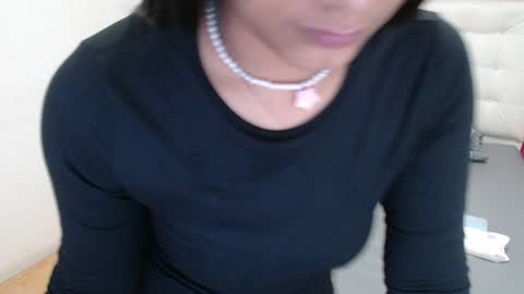 tiny_whore18 online show from December 2024 03:05:01 PM