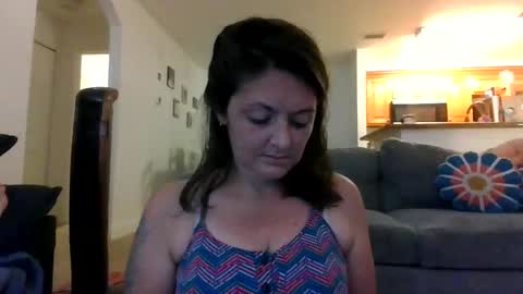 Snapshot of tinyassbossymilf chatting on October 2025 03:48:02 AM tinyassbossymilf online show from October 2025 03:48:02 AM