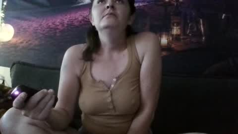 Snapshot of tinyassbossymilf chatting on June 2026 05:07:01 PM tinyassbossymilf online show from June 2026 05:07:01 PM