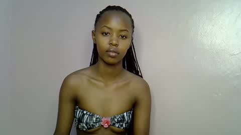 Snapshot of tinybarbie_ chatting on October 2025 03:20:01 AM Barbie online show from October 2025 03:20:01 AM