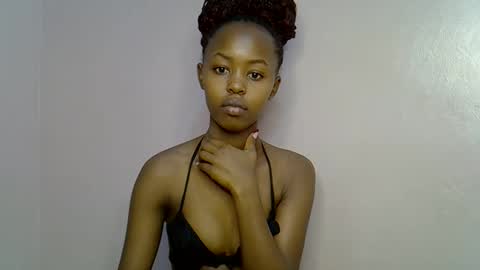 Snapshot of tinybarbie_ chatting on October 2025 05:24:01 PM Barbie online show from October 2025 05:24:01 PM