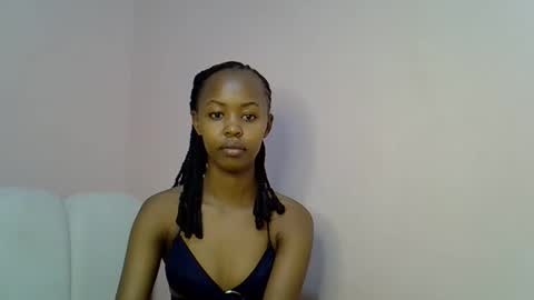 Snapshot of tinybarbie_ chatting on November 2025 03:22:01 PM Barbie online show from November 2025 03:22:01 PM