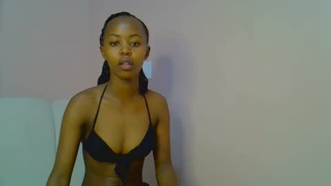 Snapshot of tinybarbie_ chatting on November 2025 10:19:01 PM Barbie online show from November 2025 10:19:01 PM