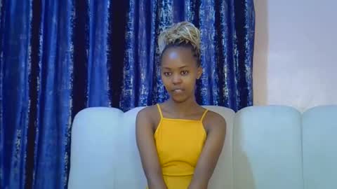 Snapshot of tinybarbie_ chatting on May 2026 06:04:01 PM Barbie online show from May 2026 06:04:01 PM