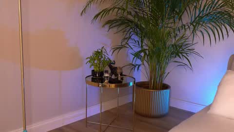 Anissa online show from March 2026 03:18:01 PM