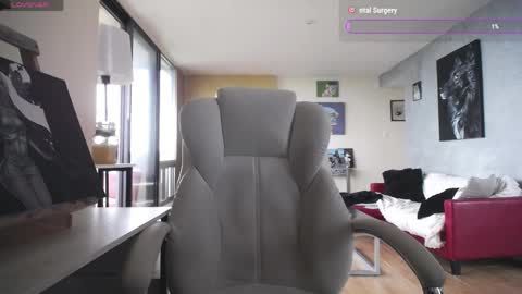 Snapshot of tinykylie chatting on June 2026 06:33:02 PM stage Kylie Sinner brand CLITBAIT online show from June 2026 06:33:02 PM