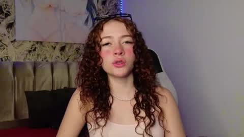 tinysophi online show from January 2026 10:15:01 PM