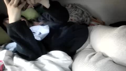 Snapshot of tinytittiexx chatting on February 2026 05:42:02 PM tinytittiexx online show from February 2026 05:42:02 PM