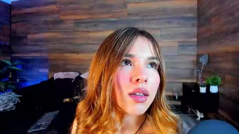 Instagram  tinyw0nder online show from October 2025 09:49:01 PM