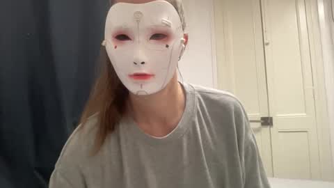 Tinks online show from December 2025 09:34:02 PM