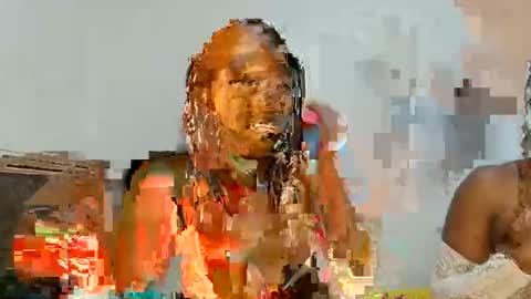 Tivona online show from November 2025 10:15:02 AM