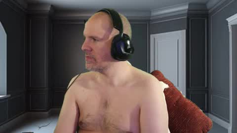 TK Maconn online show from February 2026 09:03:02 AM