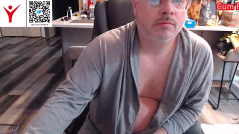 Snapshot of toddbator chatting on February 2026 02:33:01 PM Todd Bator online show from February 2026 02:33:01 PM