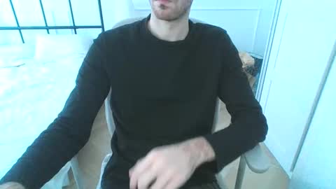 Snapshot of toja112 chatting on December 2024 09:28:02 AM Martin online show from December 2024 09:28:02 AM