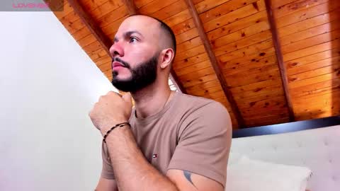   online show from October 2025 01:23:02 PM