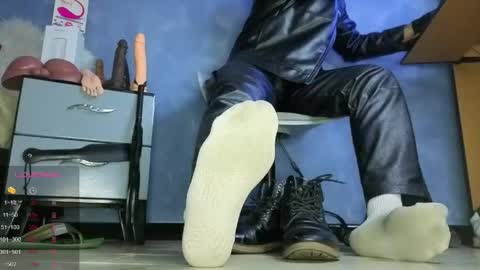 Tom online show from April 2026 02:33:01 AM