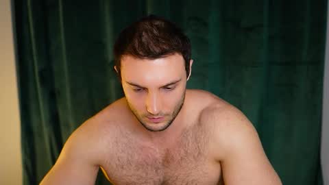 Tom online show from March 2026 07:52:01 PM