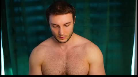 Tom online show from May 2026 06:29:01 AM