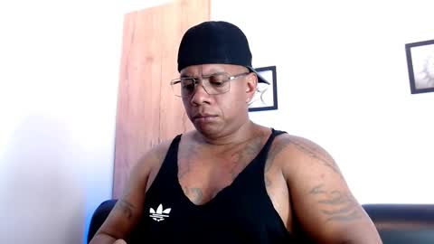 Snapshot of tom_miller chatting on February 2025 05:44:02 AM Tom Miller online show from February 2025 05:44:02 AM