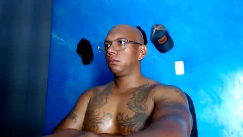 Snapshot of tom_miller chatting on November 2025 03:26:02 AM Tom Miller online show from November 2025 03:26:02 AM