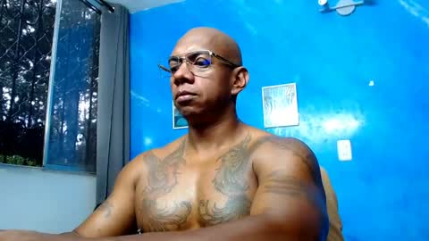 Snapshot of tom_miller chatting on April 2026 06:59:02 PM Tom Miller online show from April 2026 06:59:02 PM