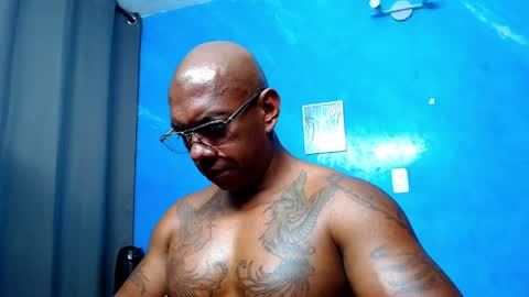 Snapshot of tom_miller chatting on April 2026 02:04:02 AM Tom Miller online show from April 2026 02:04:02 AM