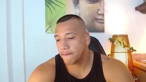 Tom muscle1 online show from February 2025 06:12:01 PM