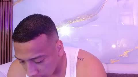 Tom muscle1 online show from September 2025 12:26:01 PM