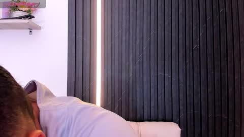 Tom muscle1 online show from October 2025 11:55:01 AM