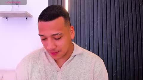 Tom muscle1 online show from October 2025 11:54:02 AM