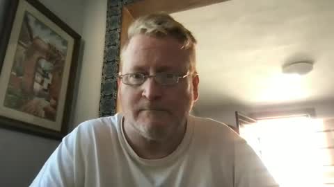 Snapshot of tomascausa chatting on January 2025 06:24:02 PM Hola online show from January 2025 06:24:02 PM