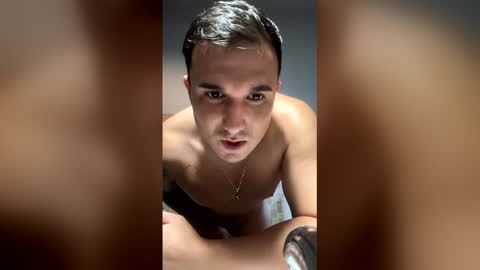 tomassshelby online show from April 2026 08:10:01 PM