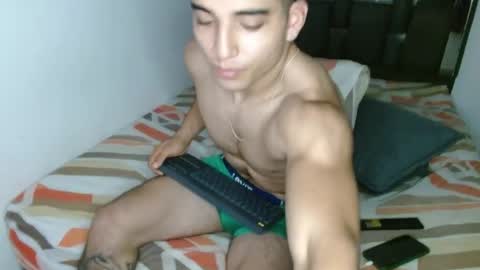 tomaz_18 online show from April 2026 02:04:01 PM