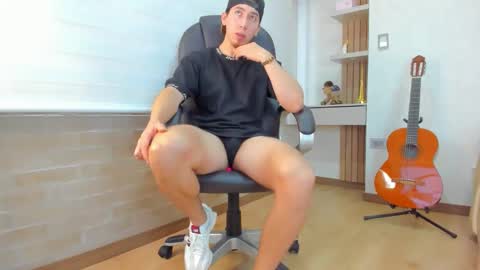 Tom Bardem online show from November 2025 07:13:01 PM