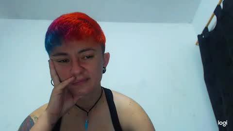Snapshot of tomboyblue chatting on December 2024 04:42:02 AM Blue online show from December 2024 04:42:02 AM