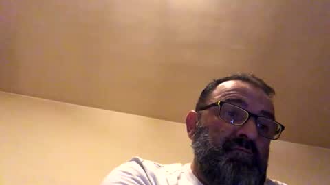 tomcop11111 online show from October 2025 12:11:02 AM