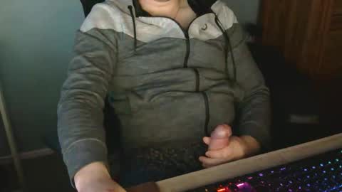 tomin3m online show from March 2026 06:35:02 PM